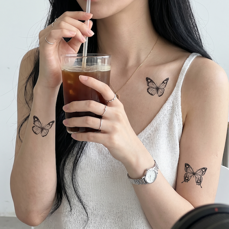 Romantic butterfly[ID: sor1250]