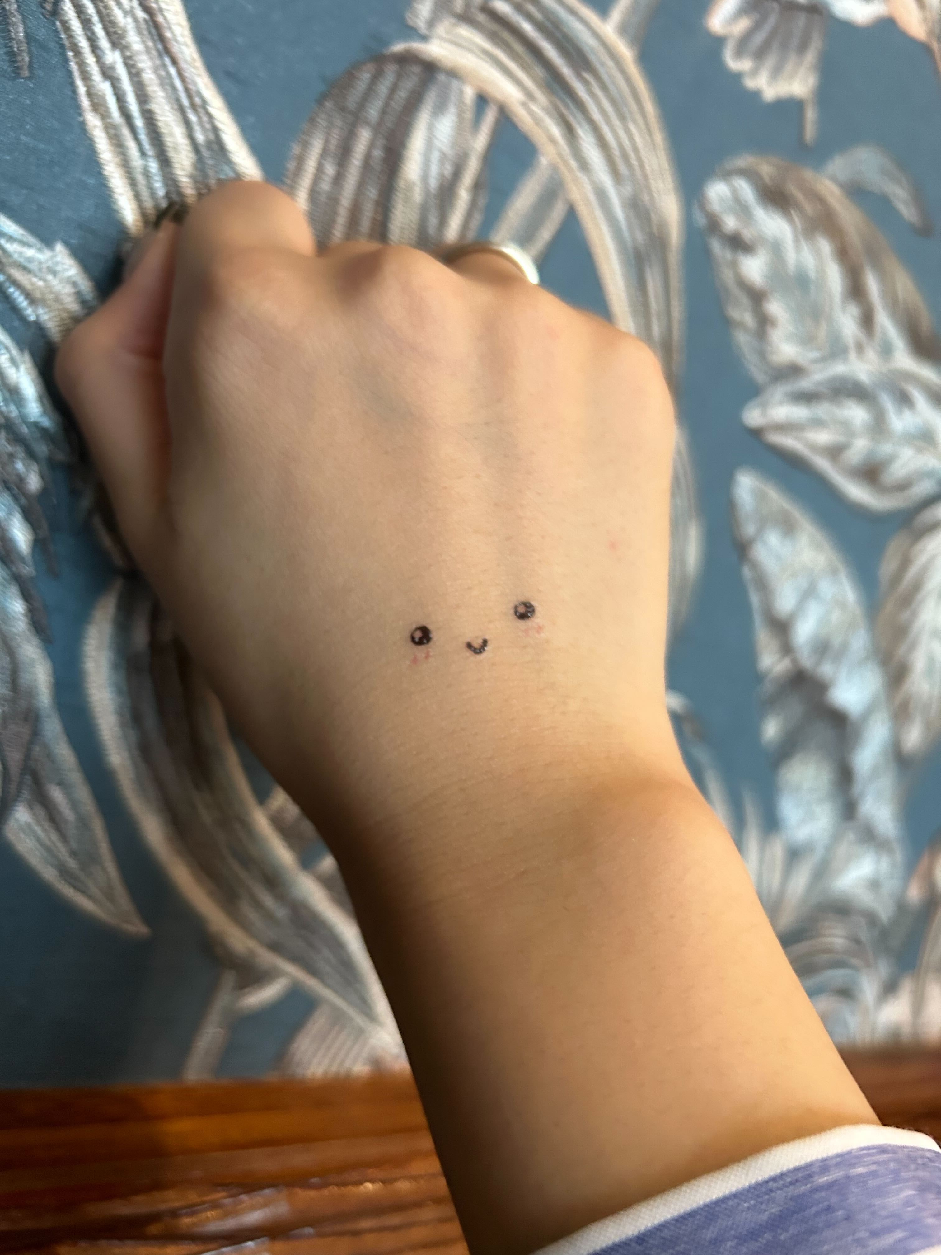 ラクガキ顔文字[ID: sor1093] – irodore（旧suhada）